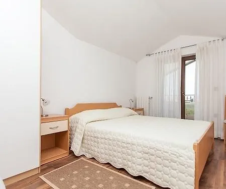 Slavica 562 Rovinj