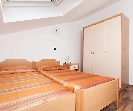 Apartman Slavica 562 *